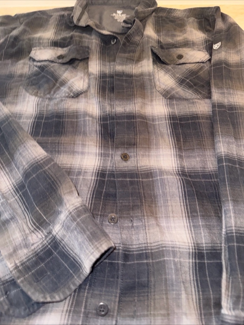 Kuhl Men's Black and Gray Plaid Dillingr Flannel Shirt, Size Medium - Picture 5 of 6
